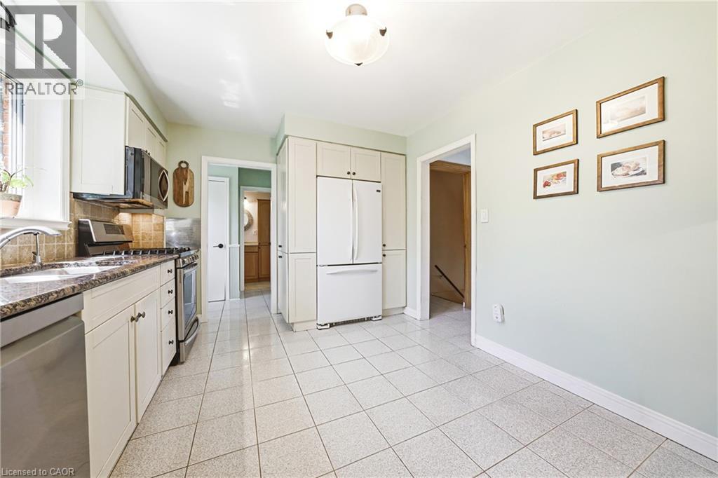 668 CHESTNUT Place, Burlington, Ontario, L7N3E8 — Photo 11