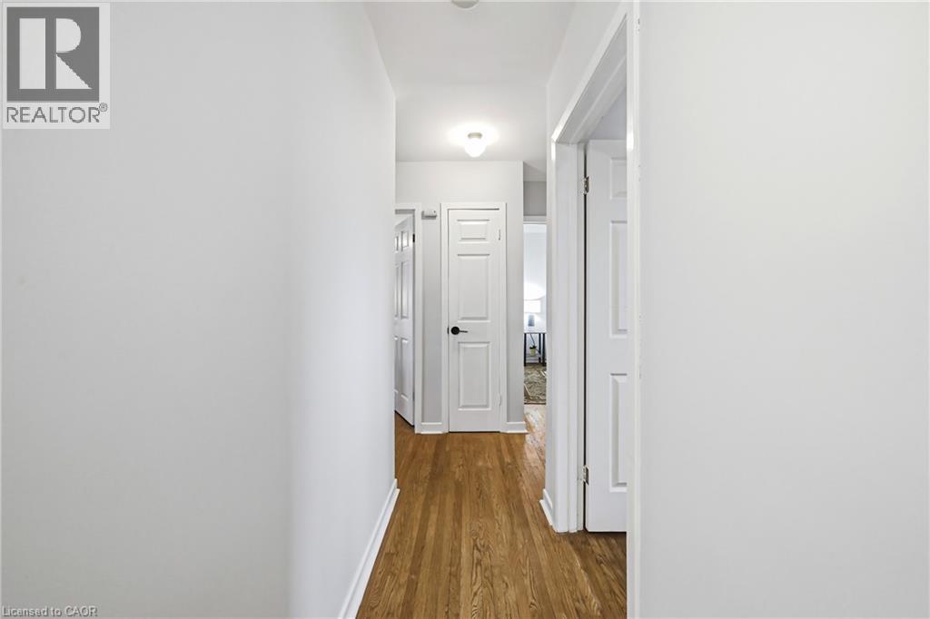 668 CHESTNUT Place, Burlington, Ontario, L7N3E8 — Photo 14