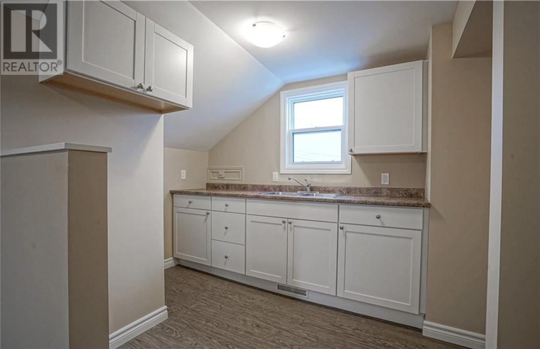 1260 NOTRE DAME Avenue, Sudbury, Ontario, P3A2T9 — Photo 11