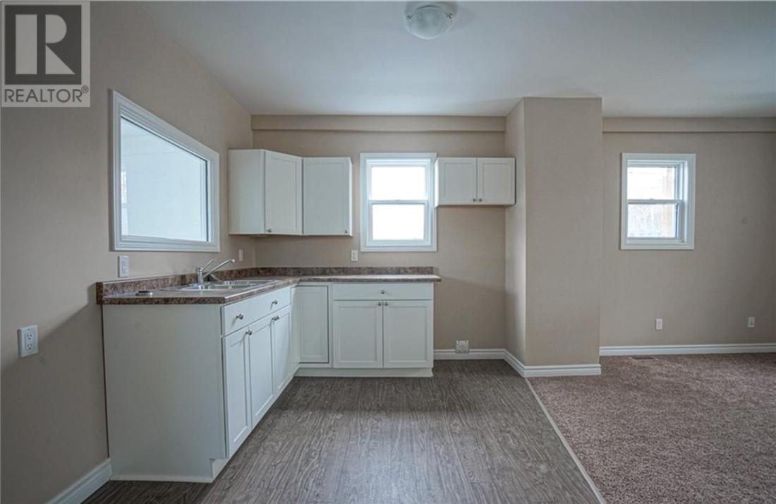 1260 NOTRE DAME Avenue, Sudbury, Ontario, P3A2T9 — Photo 3