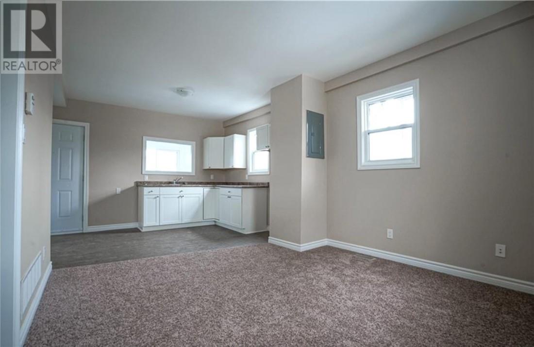 1260 NOTRE DAME Avenue, Sudbury, Ontario, P3A2T9 — Photo 4