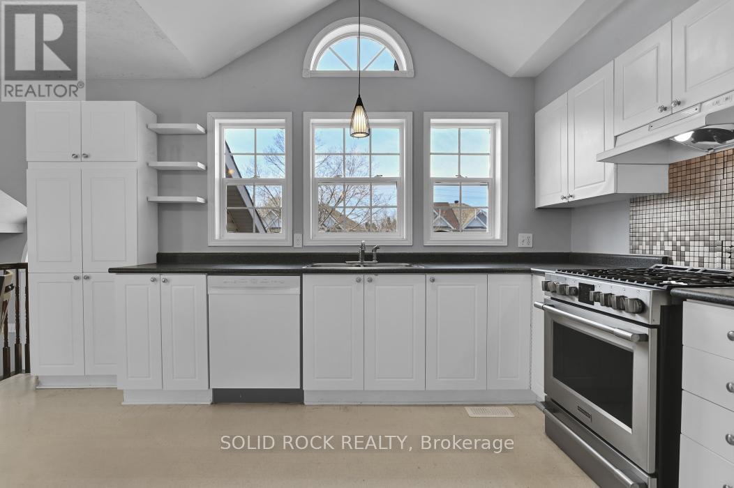 33 BOULDER WAY, Ottawa, Ontario, K2J4R6 — Photo 6