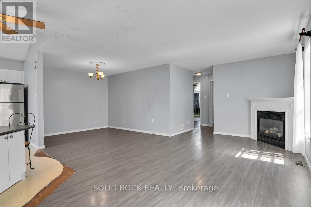 33 BOULDER WAY, Ottawa, Ontario, K2J4R6 — Photo 7