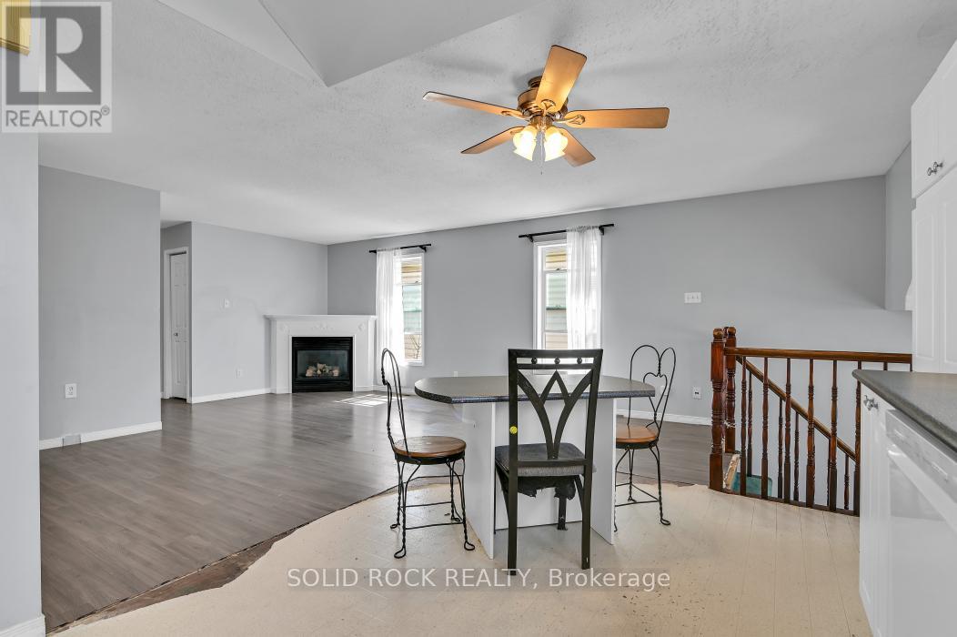 33 BOULDER WAY, Ottawa, Ontario, K2J4R6 — Photo 8