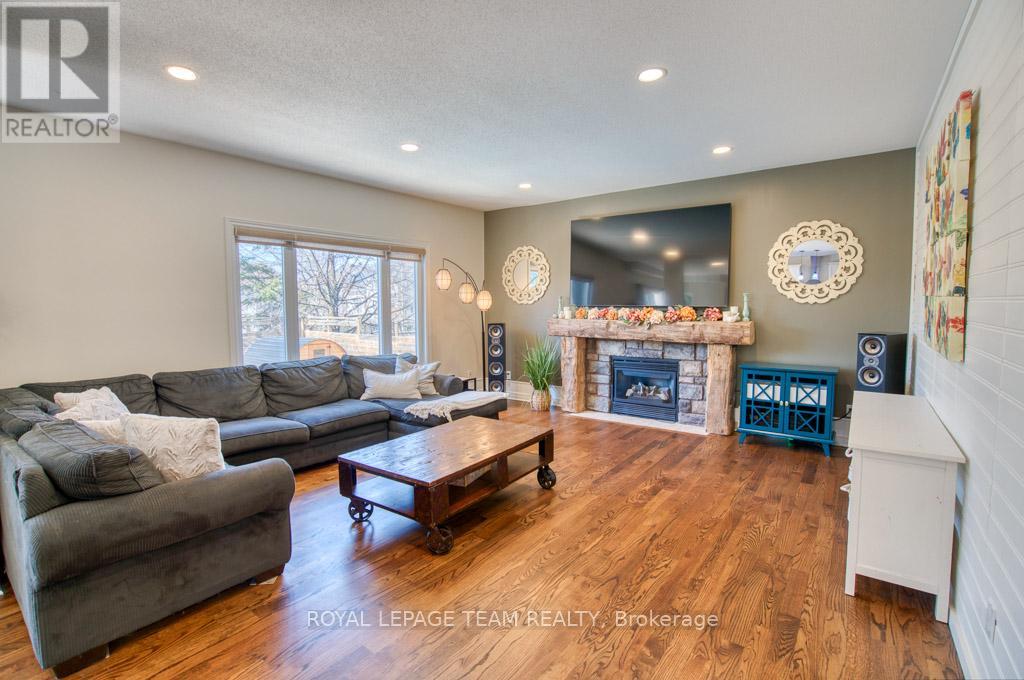 13 SHANNONDOE CRESCENT W, Ottawa, Ontario, K2M2H1 — Photo 18