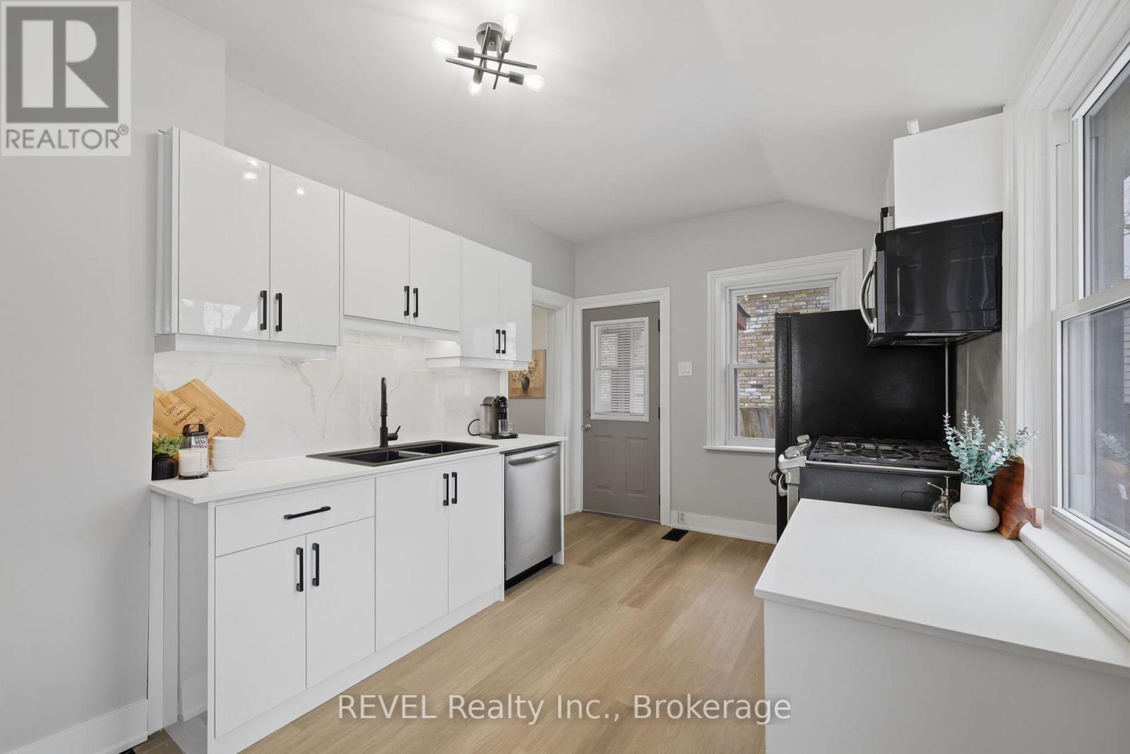 225 ROSS STREET, St. Thomas, Ontario, N5R3Y5 — Photo 18