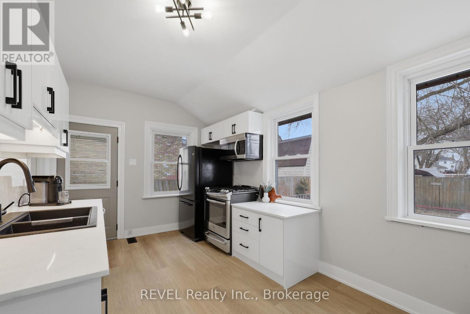 225 ROSS STREET, St. Thomas, Ontario, N5R3Y5 — Photo 20