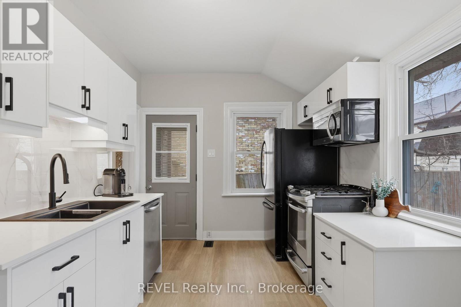 225 ROSS STREET, St. Thomas, Ontario, N5R3Y5 — Photo 21