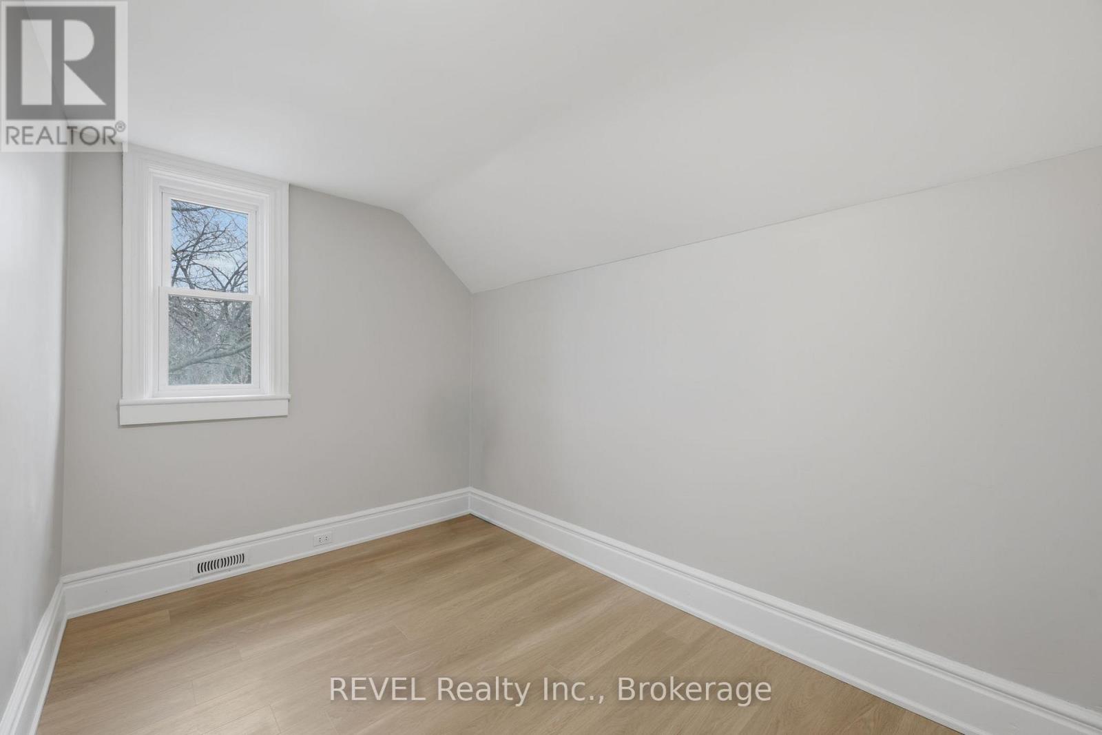 225 ROSS STREET, St. Thomas, Ontario, N5R3Y5 — Photo 31