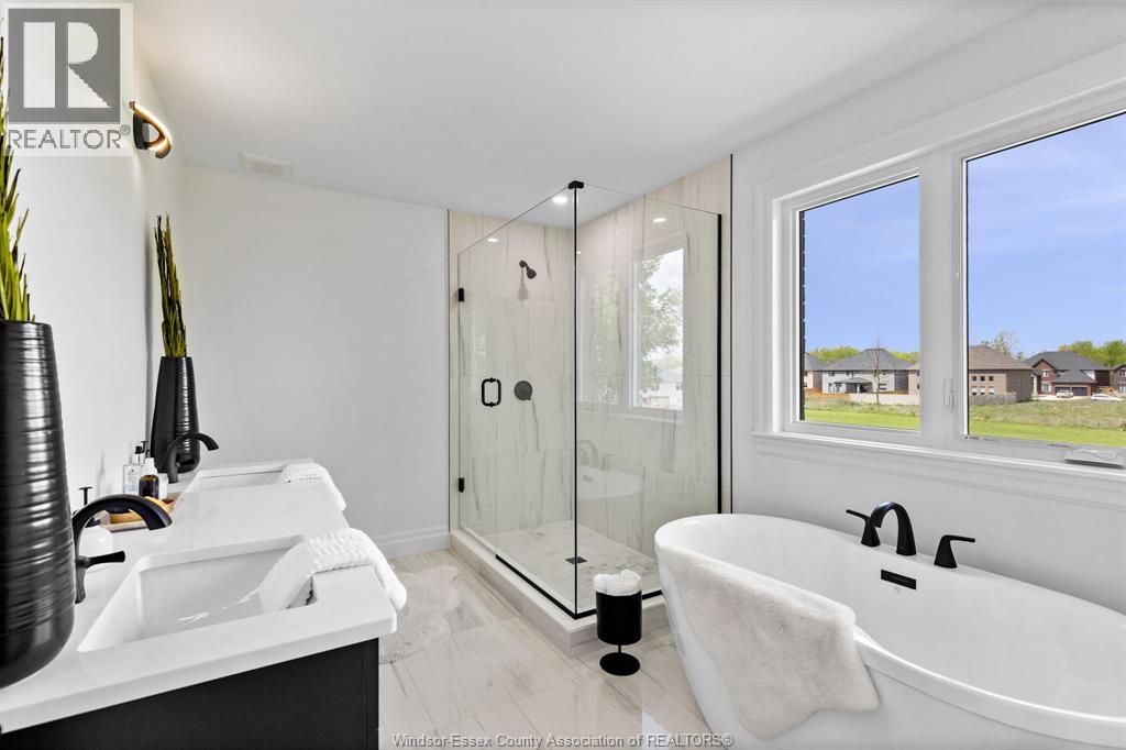 3662 OAKRIDGE AVENUE, Windsor, Ontario, N9E0B3 — Photo 23