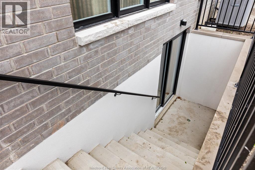 3662 OAKRIDGE AVENUE, Windsor, Ontario, N9E0B3 — Photo 24