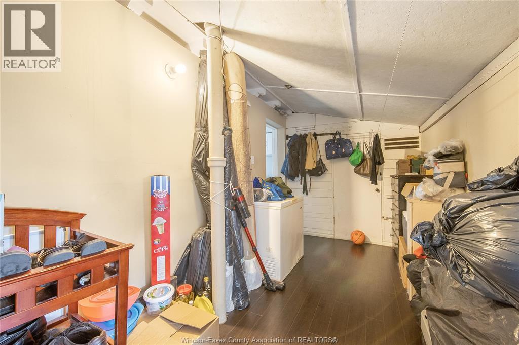 1056-60 NIAGARA, Windsor, Ontario, N9A3V2 — Photo 23