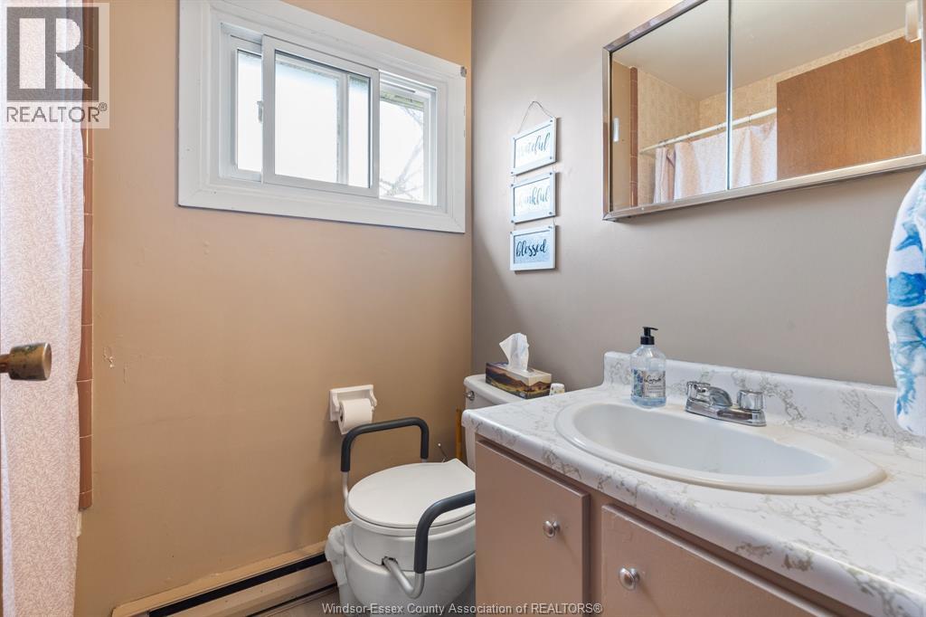 1783 EAST GATE ESTATES Unit# 28, Windsor, Ontario, N8T2T1 — Photo 9