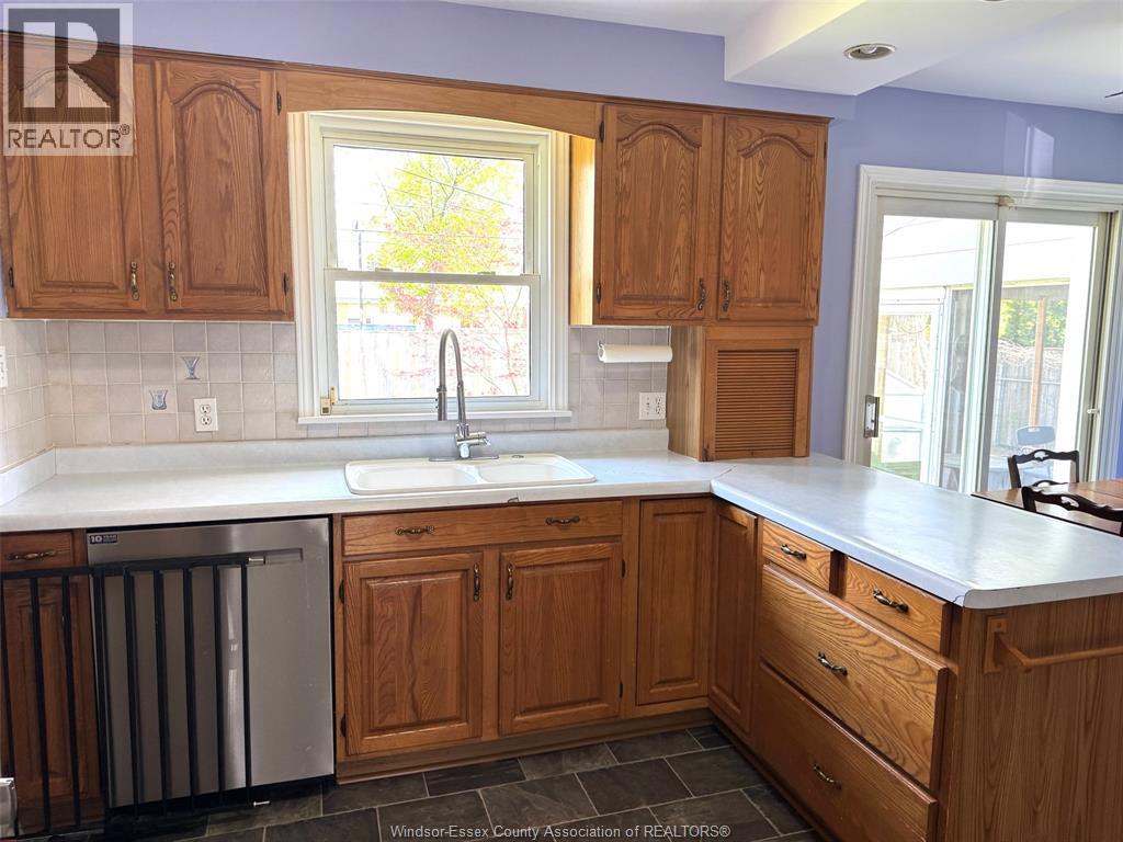 2440 BUCKINGHAM DRIVE, Windsor, Ontario, N8T2B5 — Photo 18