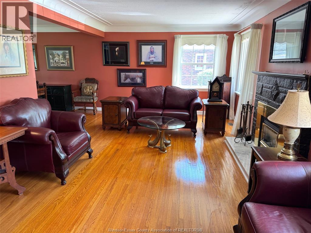 2440 BUCKINGHAM DRIVE, Windsor, Ontario, N8T2B5 — Photo 3