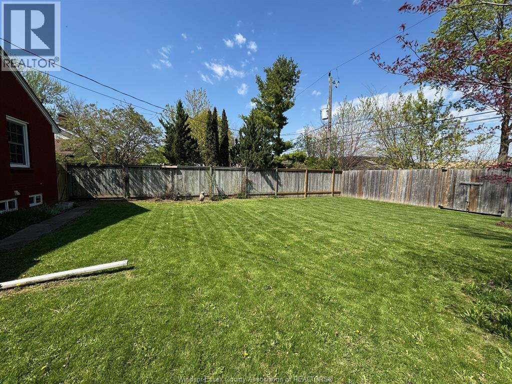 2440 BUCKINGHAM DRIVE, Windsor, Ontario, N8T2B5 — Photo 47