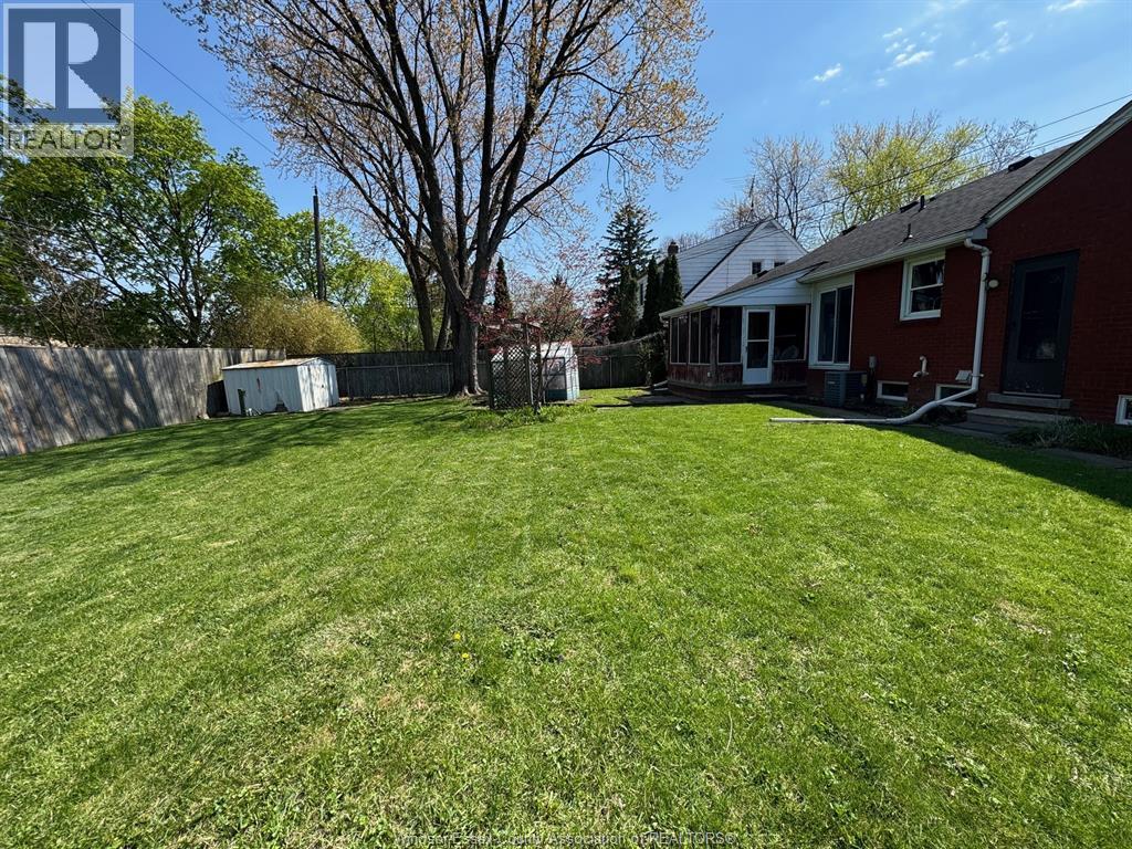 2440 BUCKINGHAM DRIVE, Windsor, Ontario, N8T2B5 — Photo 49