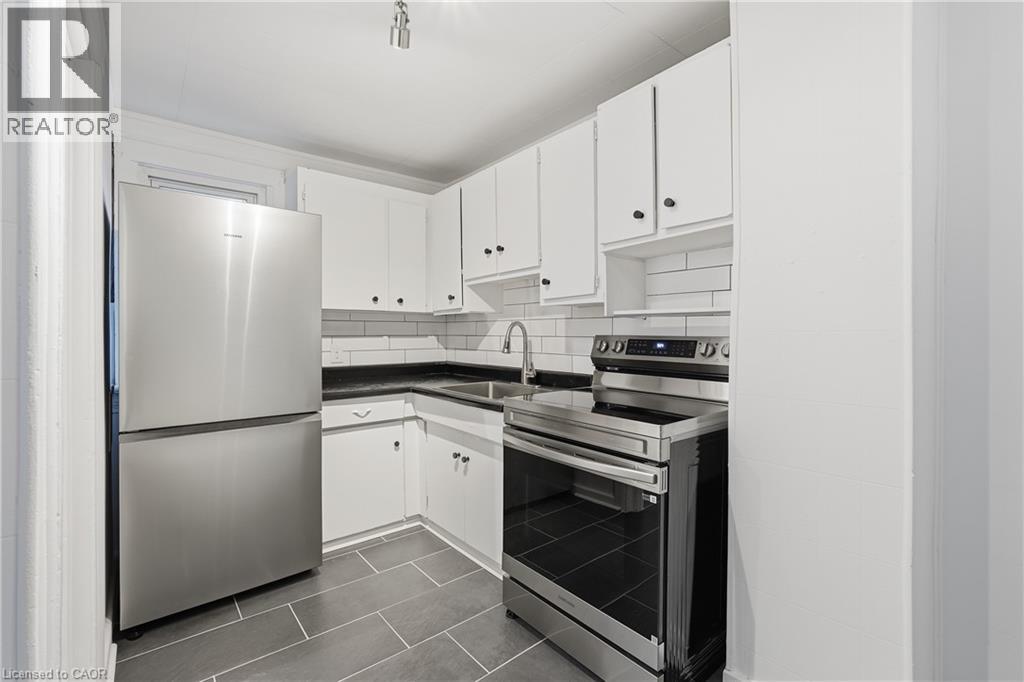 27 ALBERT Street, Welland, Ontario, L3B4L1 — Photo 10