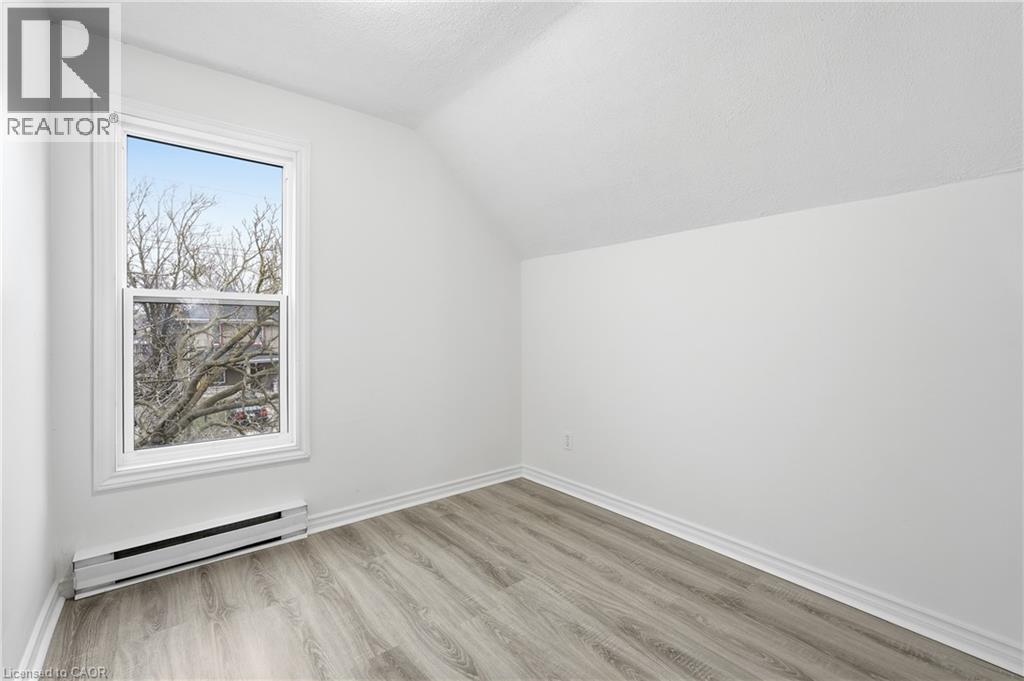 27 ALBERT Street, Welland, Ontario, L3B4L1 — Photo 13