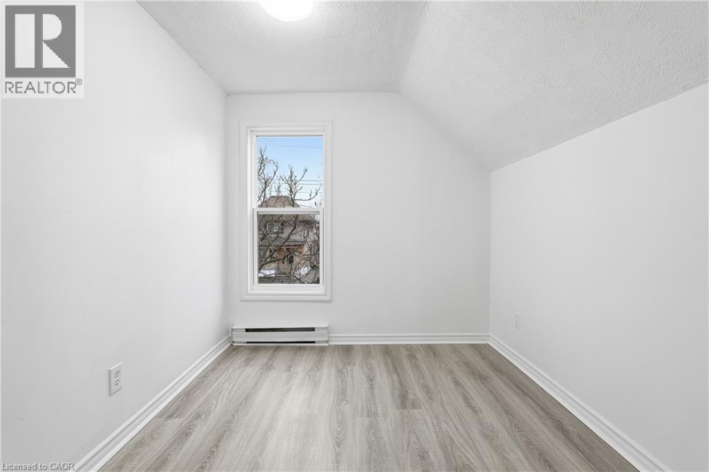 27 ALBERT Street, Welland, Ontario, L3B4L1 — Photo 15