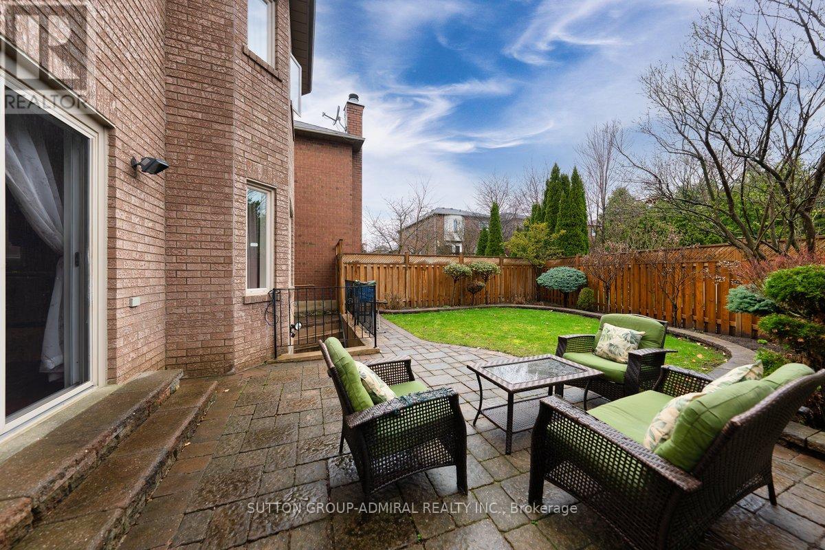 126 REDONDO DRIVE E, Vaughan (Beverley Glen), Ontario, L4J7S5 — Photo 33