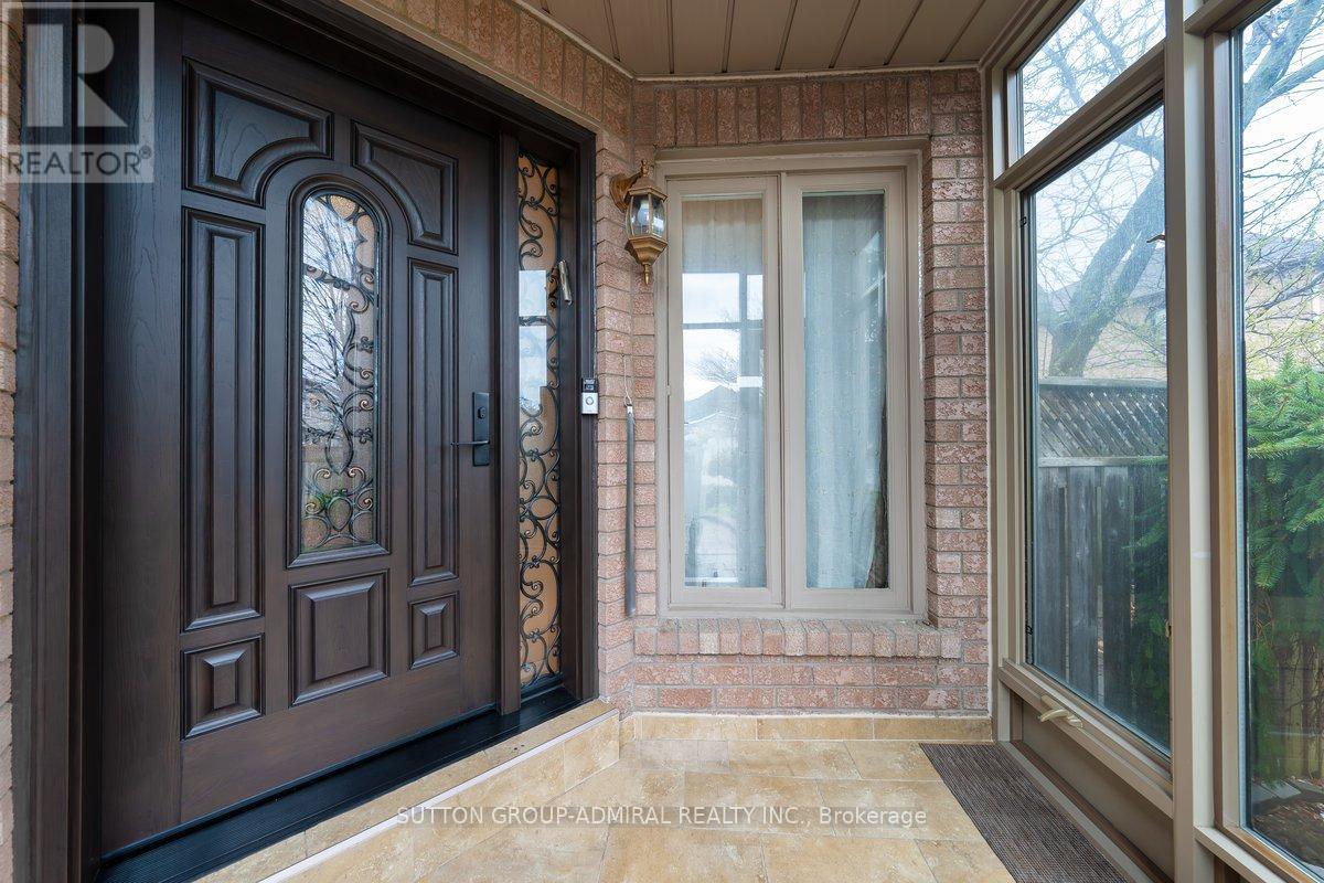 126 REDONDO DRIVE E, Vaughan (Beverley Glen), Ontario, L4J7S5 — Photo 5