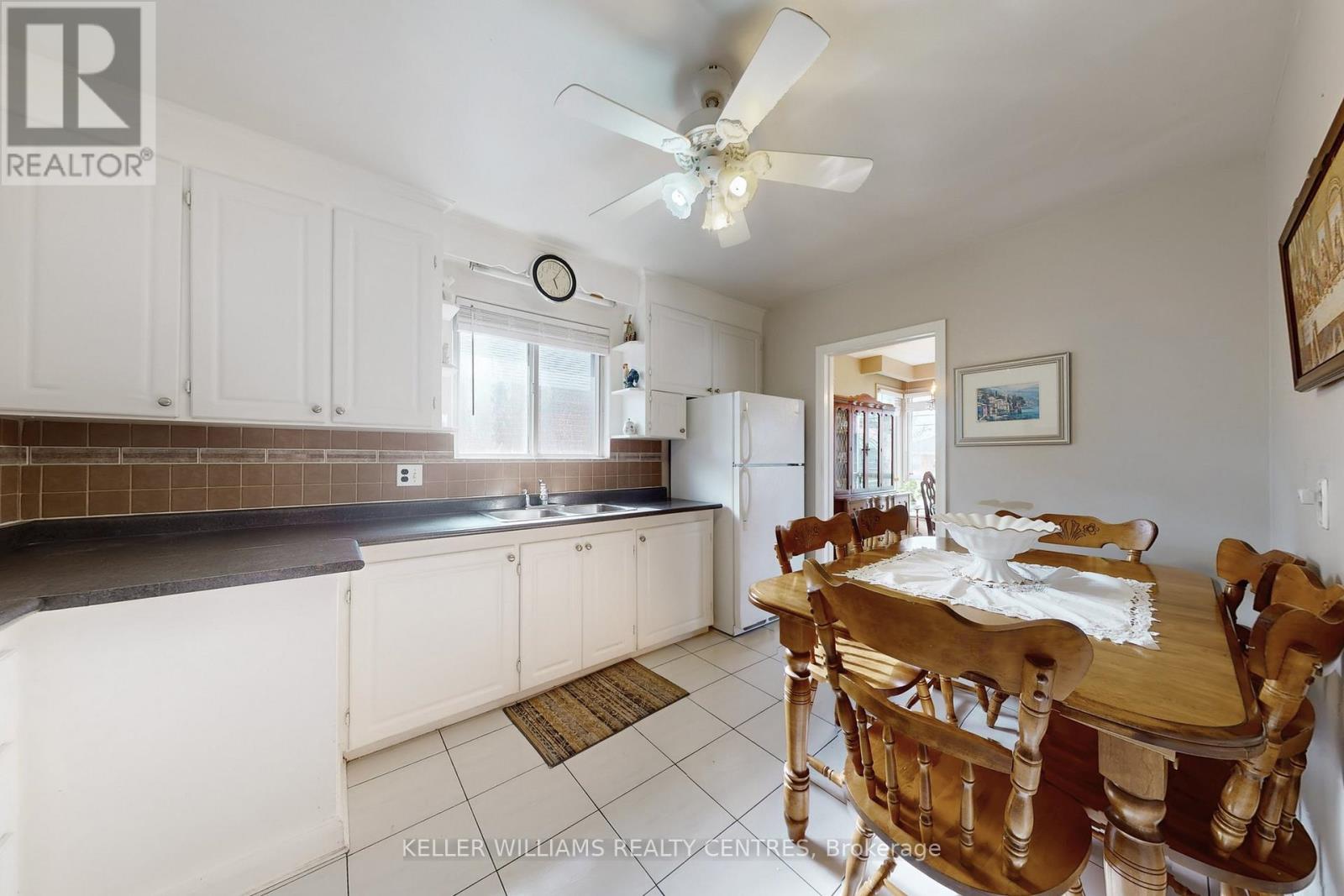 549 RUSTIC ROAD, Toronto (Maple Leaf), Ontario, M6L1X8 — Photo 14