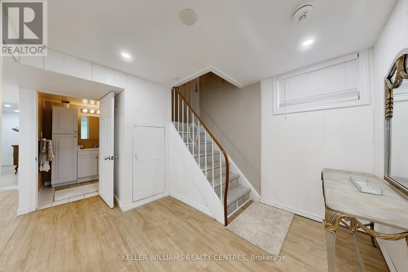 549 RUSTIC ROAD, Toronto (Maple Leaf), Ontario, M6L1X8 — Photo 19