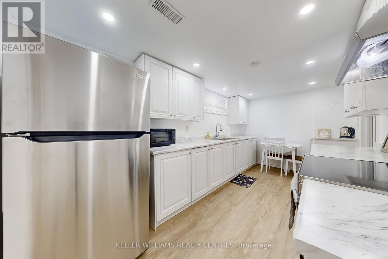 549 RUSTIC ROAD, Toronto (Maple Leaf), Ontario, M6L1X8 — Photo 21