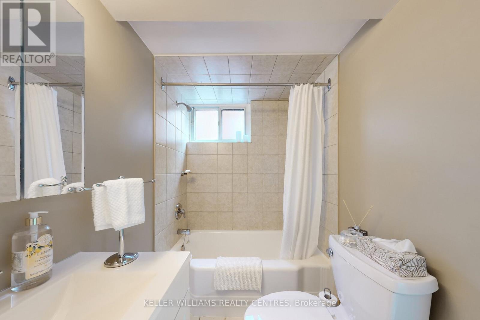 549 RUSTIC ROAD, Toronto (Maple Leaf), Ontario, M6L1X8 — Photo 30