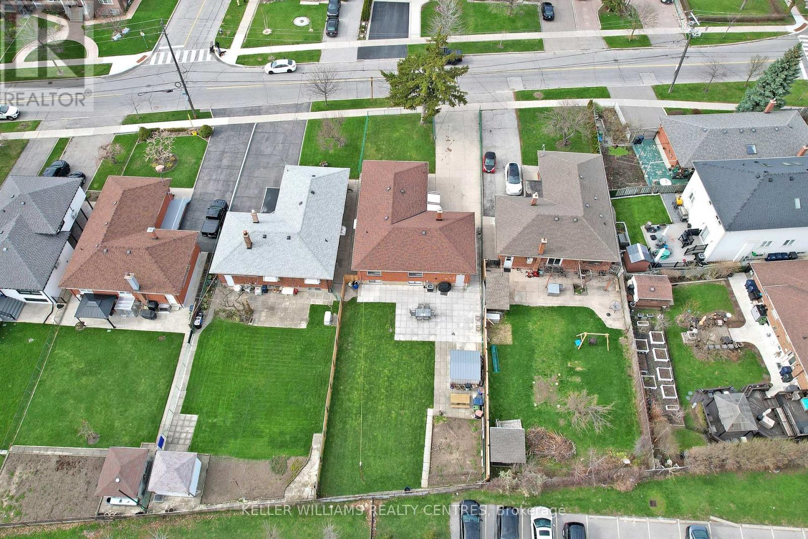 549 RUSTIC ROAD, Toronto (Maple Leaf), Ontario, M6L1X8 — Photo 35