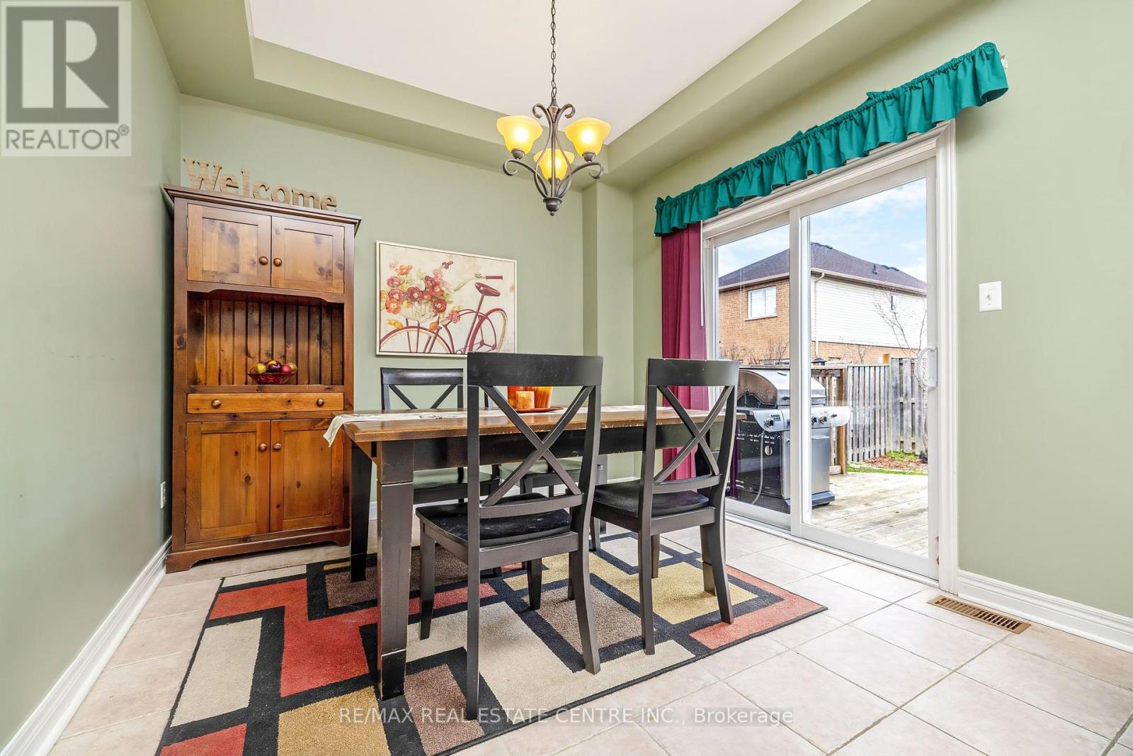 305 TEETZEL DRIVE, Milton (CL Clarke), Ontario, L9T0B1 — Photo 13