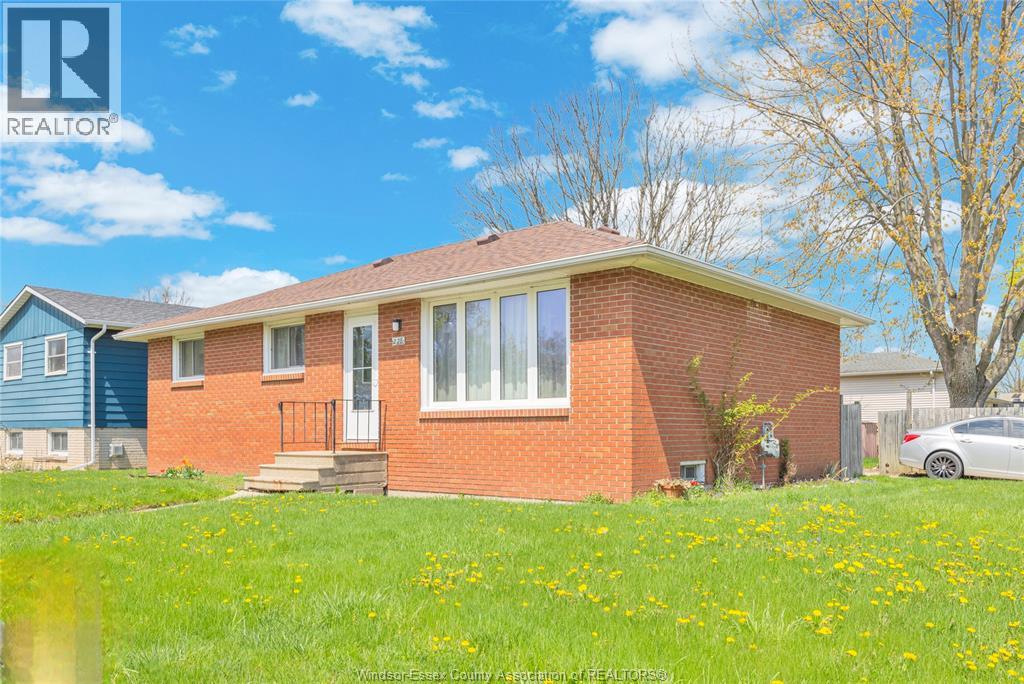 228 PICKERING, Amherstburg, Ontario, N9V1R5 — Photo 3