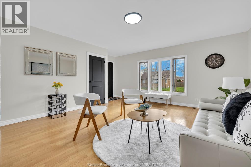 556 CLOVER, Windsor, Ontario, N8P1C6 — Photo 7