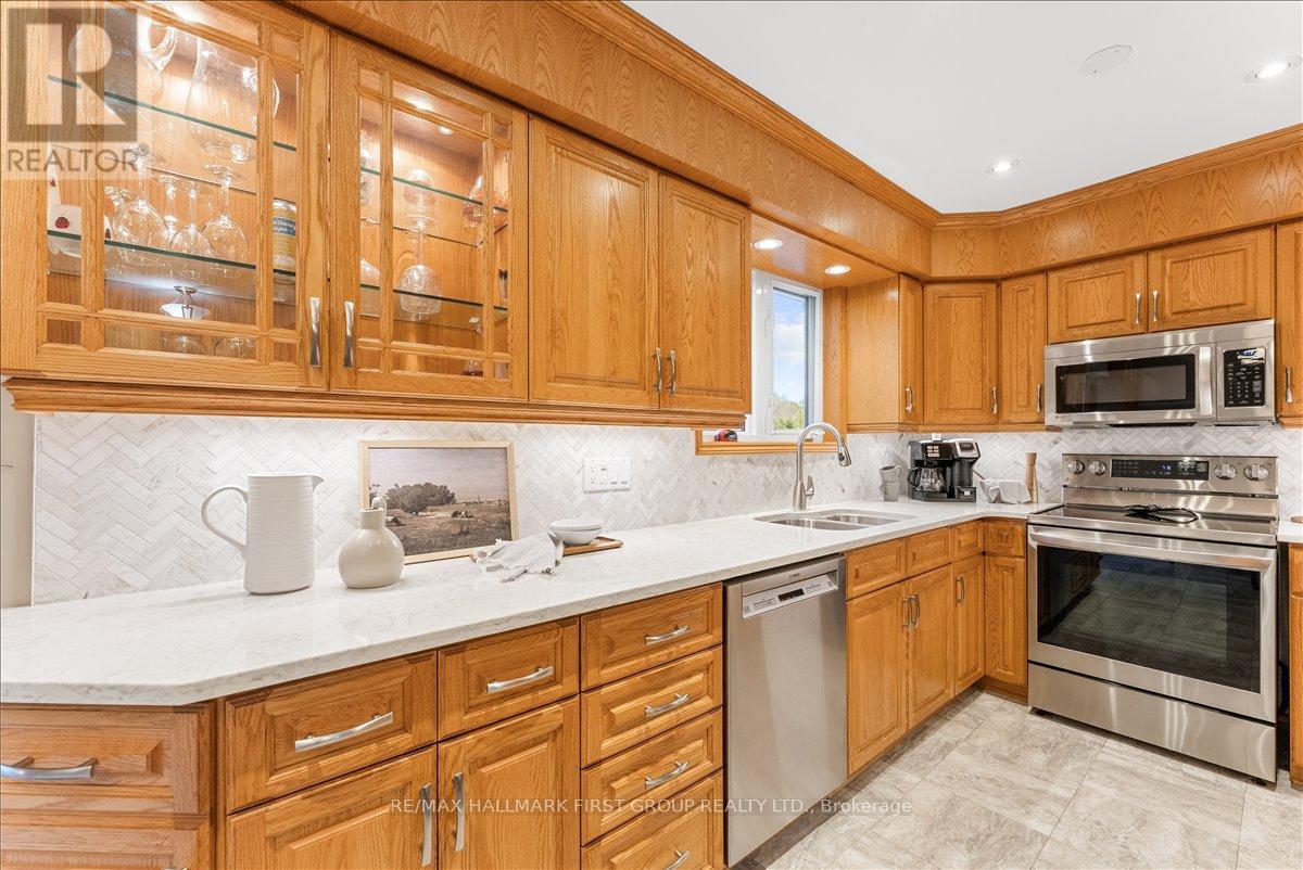 68 RESOLUTE CRESCENT, Whitby (Lynde Creek), Ontario, L1P1G2 — Photo 11