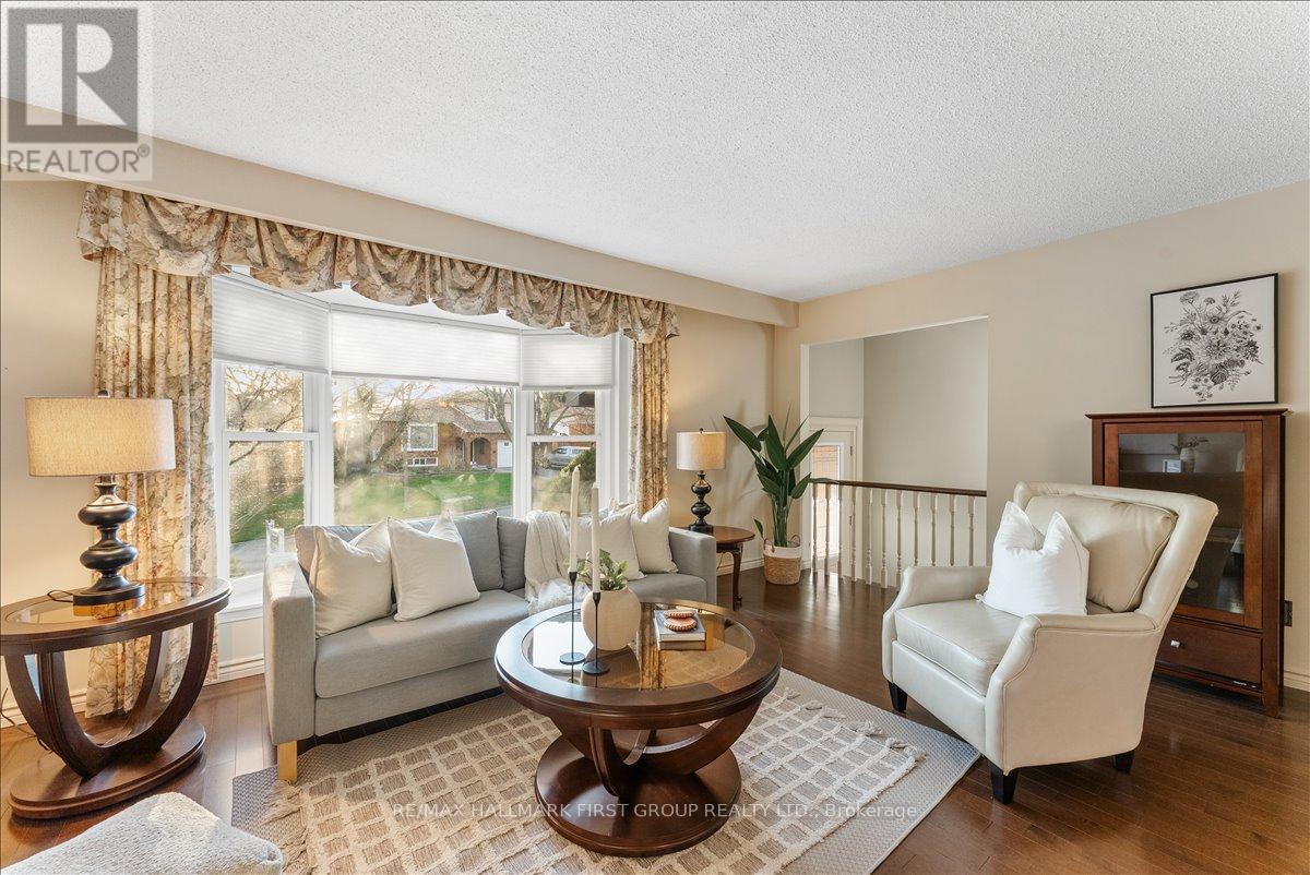 68 RESOLUTE CRESCENT, Whitby (Lynde Creek), Ontario, L1P1G2 — Photo 6