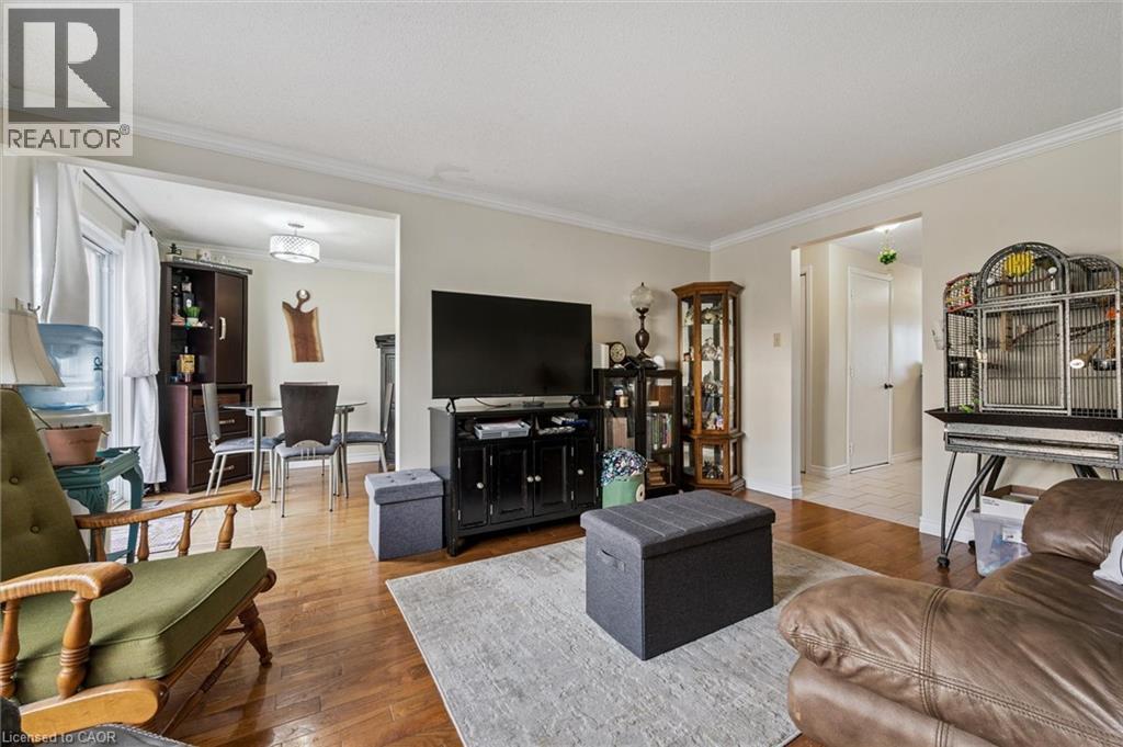 37 EDGEMERE Drive, Cambridge, Ontario, N1P1A9 — Photo 13