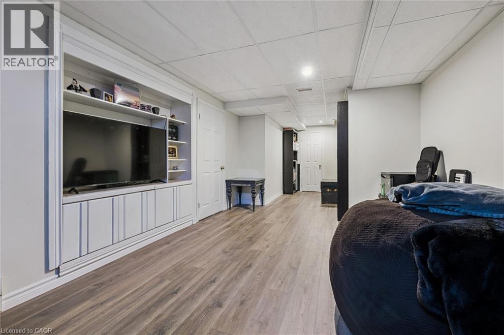 37 EDGEMERE Drive, Cambridge, Ontario, N1P1A9 — Photo 35