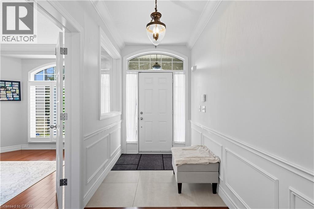 45 PREMIER Road, Waterdown, Ontario, L8B0K7 — Photo 3