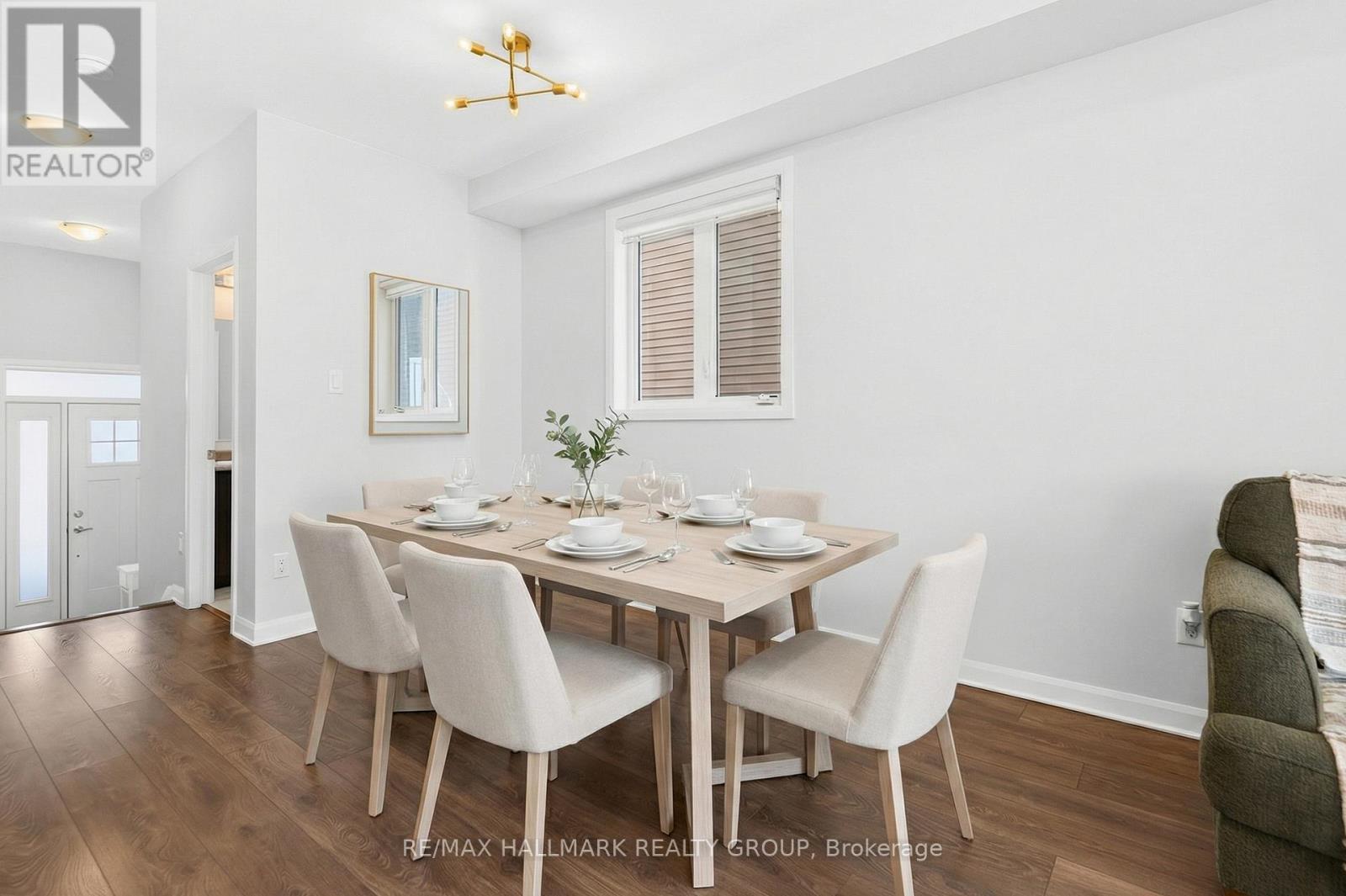 562 CLEMENCY CRESCENT, Ottawa, Ontario, K2J6R8 — Photo 4