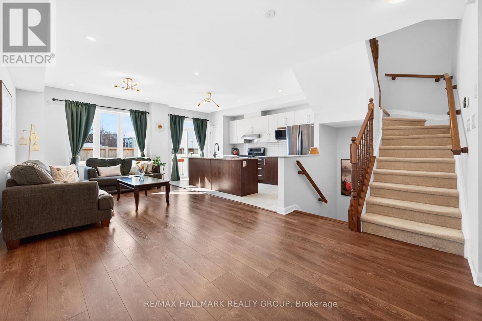 562 CLEMENCY CRESCENT, Ottawa, Ontario, K2J6R8 — Photo 6