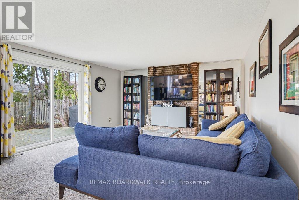 1703 FIELDSTONE CRESCENT, Ottawa, Ontario, K1C1R6 — Photo 15