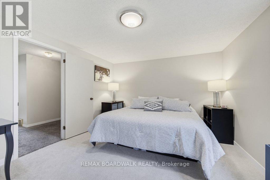 1703 FIELDSTONE CRESCENT, Ottawa, Ontario, K1C1R6 — Photo 23