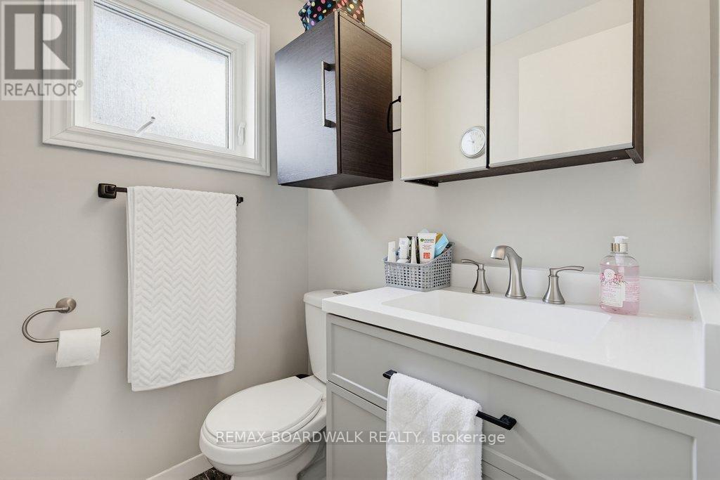 1703 FIELDSTONE CRESCENT, Ottawa, Ontario, K1C1R6 — Photo 25