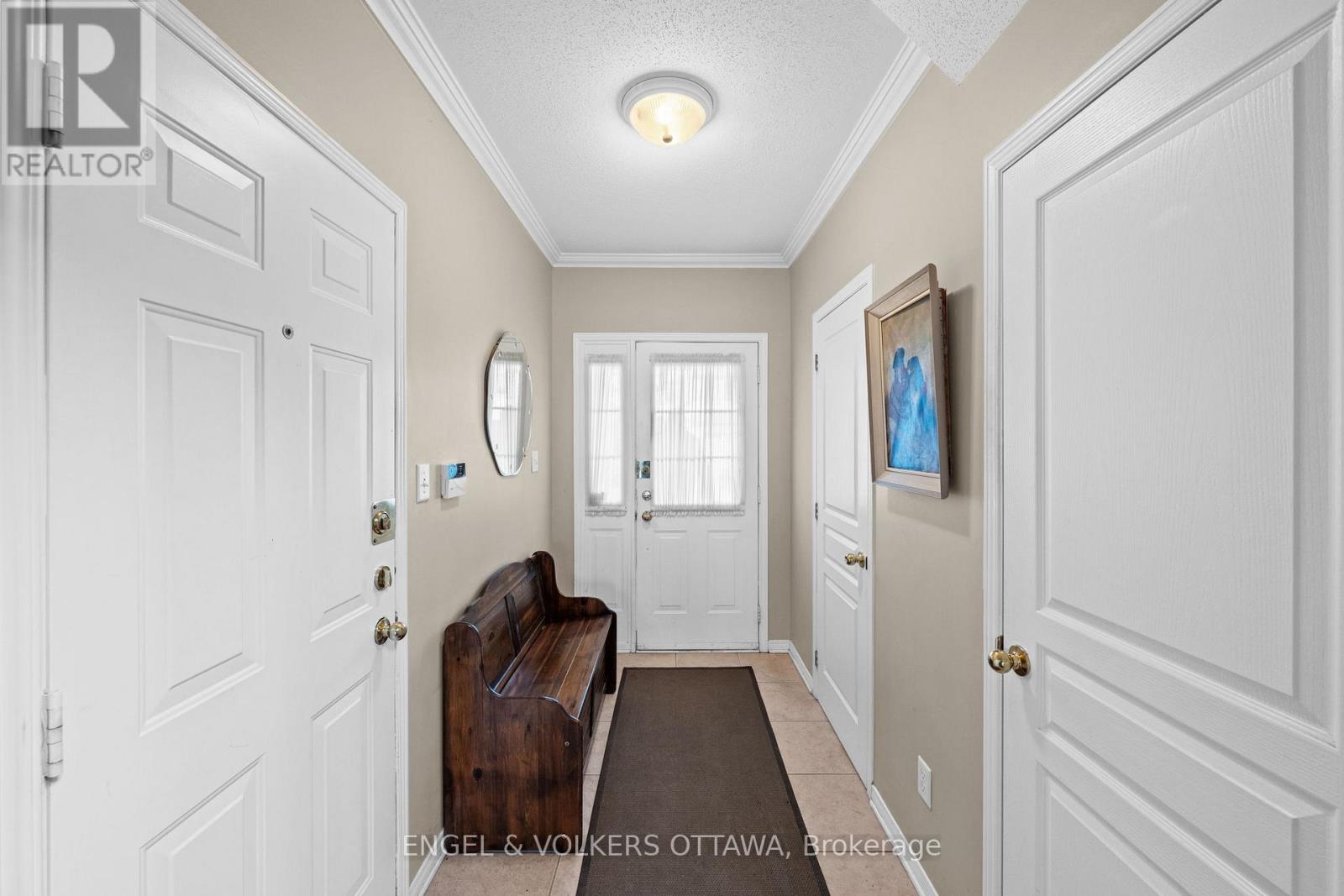 25 GOLDTHORPE PRIVATE, Ottawa, Ontario, K2J5L7 — Photo 3