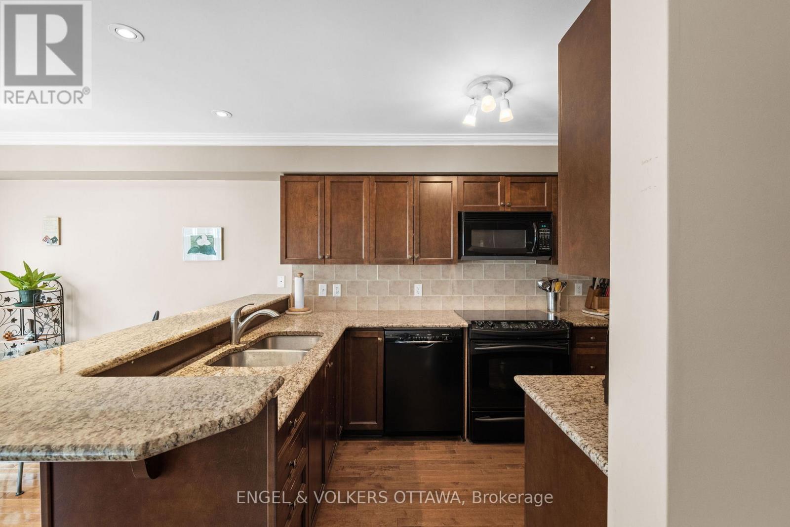 25 GOLDTHORPE PRIVATE, Ottawa, Ontario, K2J5L7 — Photo 9