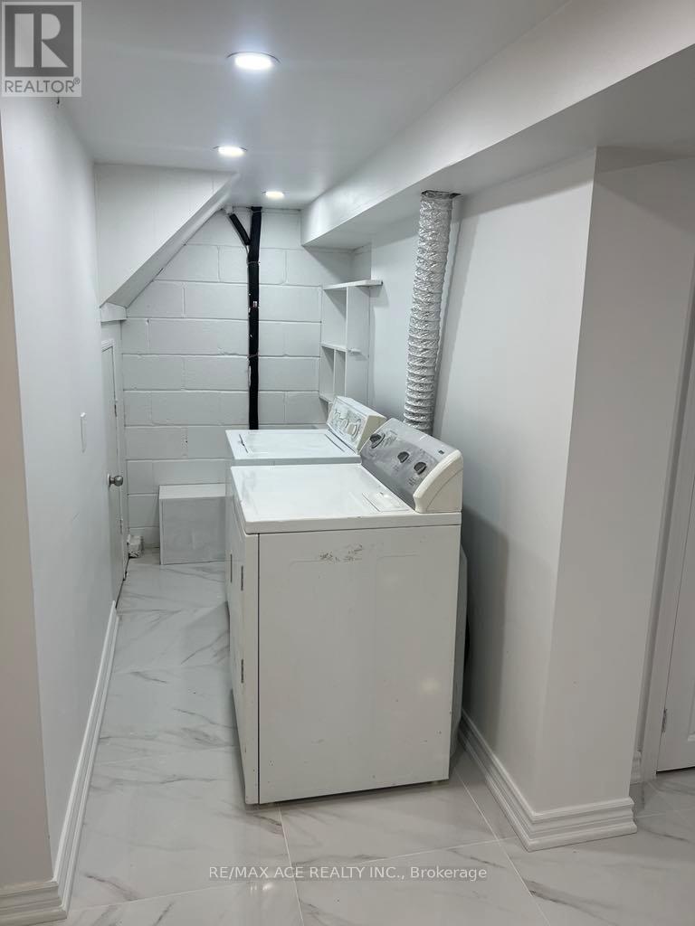 BSMT - 26 OAKRIDGE DRIVE, Toronto (Cliffcrest), Ontario, M1M2A4 — Photo 11