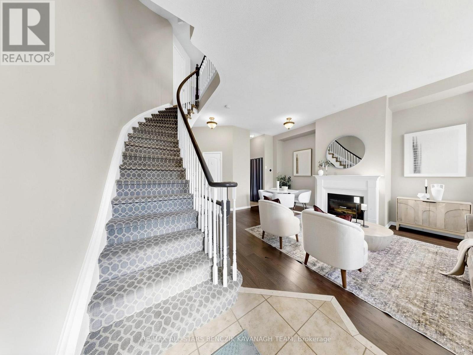 225 WALKERVILLE ROAD, Markham (Cornell), Ontario, L6B1C6 — Photo 3