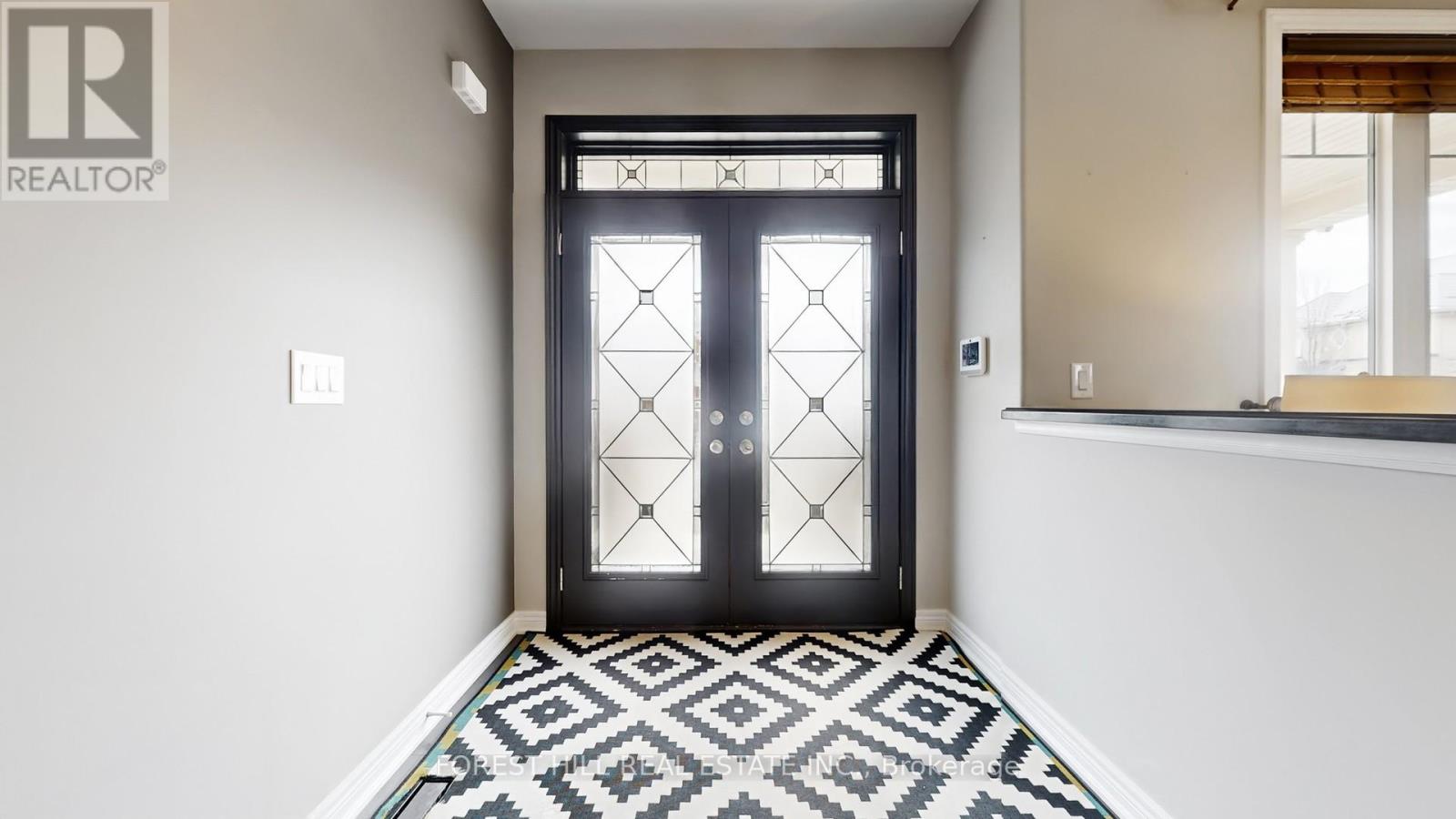 51 FARMHOUSE CRESCENT, Richmond Hill (Jefferson), Ontario, L4E0M1 — Photo 4