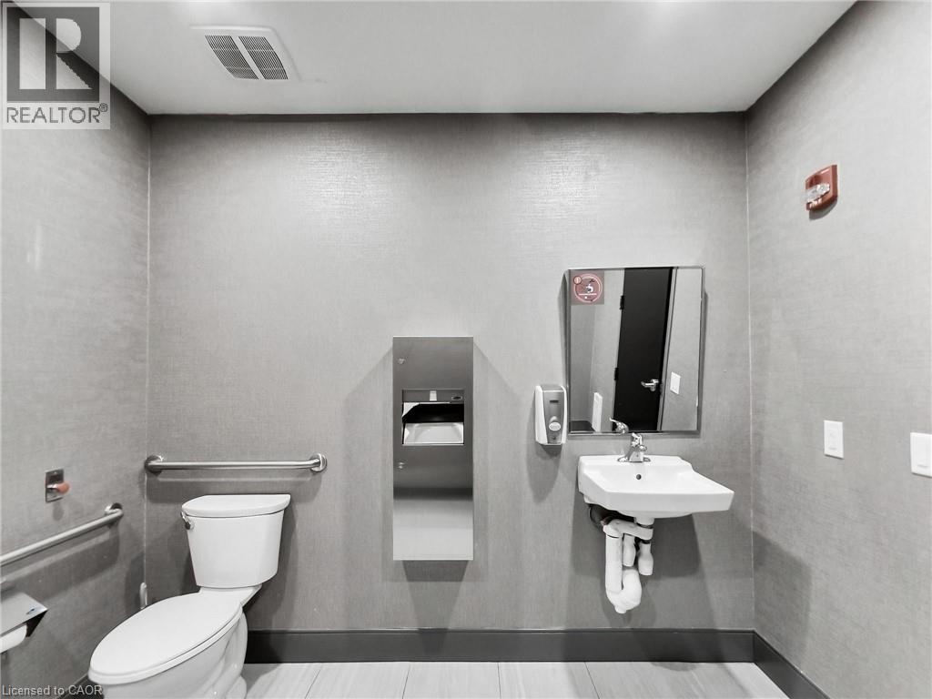 5045 MAINWAY Boulevard Unit# 201, Burlington, Ontario, L7L5Z1 — Photo 9